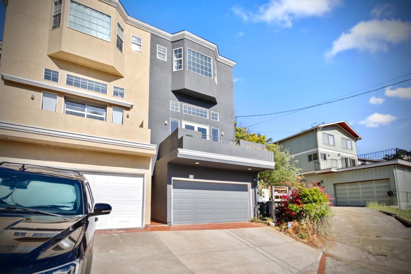 Detail Gallery Image 27 of 28 For 239 Tulare St, Brisbane,  CA 94005 - 4 Beds | 2/1 Baths