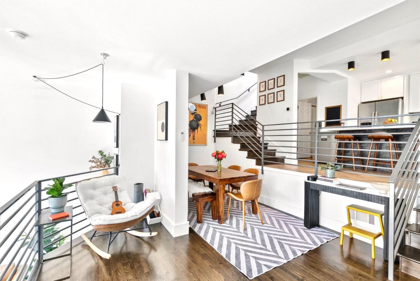 Detail Gallery Image 3 of 28 For 239 Tulare St, Brisbane,  CA 94005 - 4 Beds | 2/1 Baths