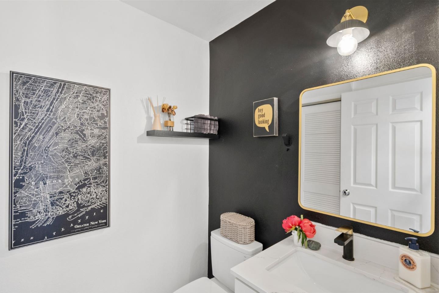 Detail Gallery Image 9 of 28 For 239 Tulare St, Brisbane,  CA 94005 - 4 Beds | 2/1 Baths