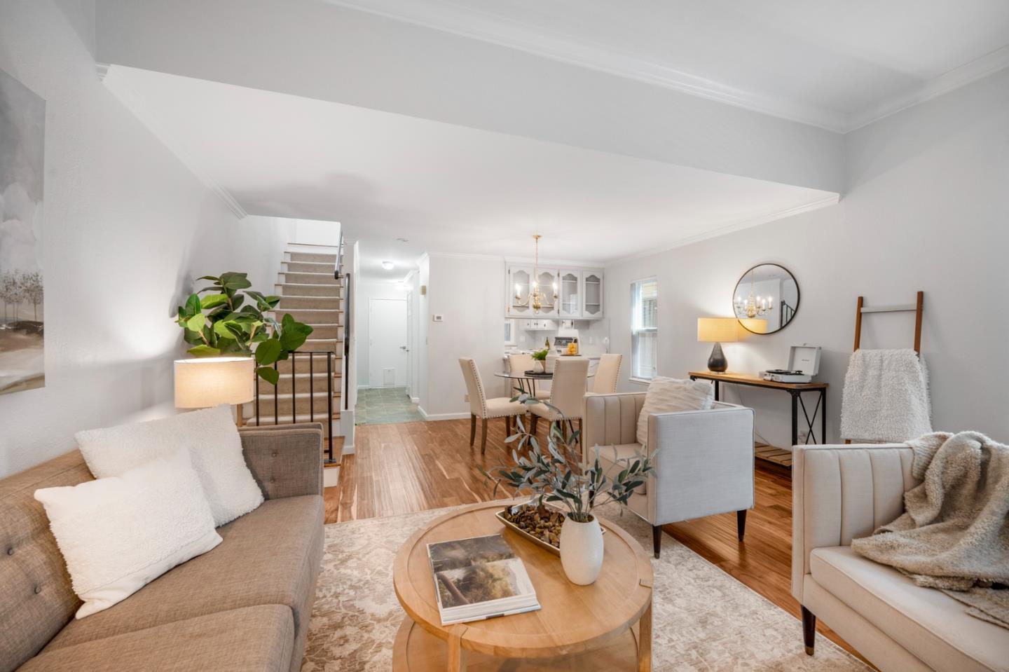 Detail Gallery Image 4 of 28 For 846 Rue Montagne, Campbell,  CA 95008 - 2 Beds | 1/1 Baths