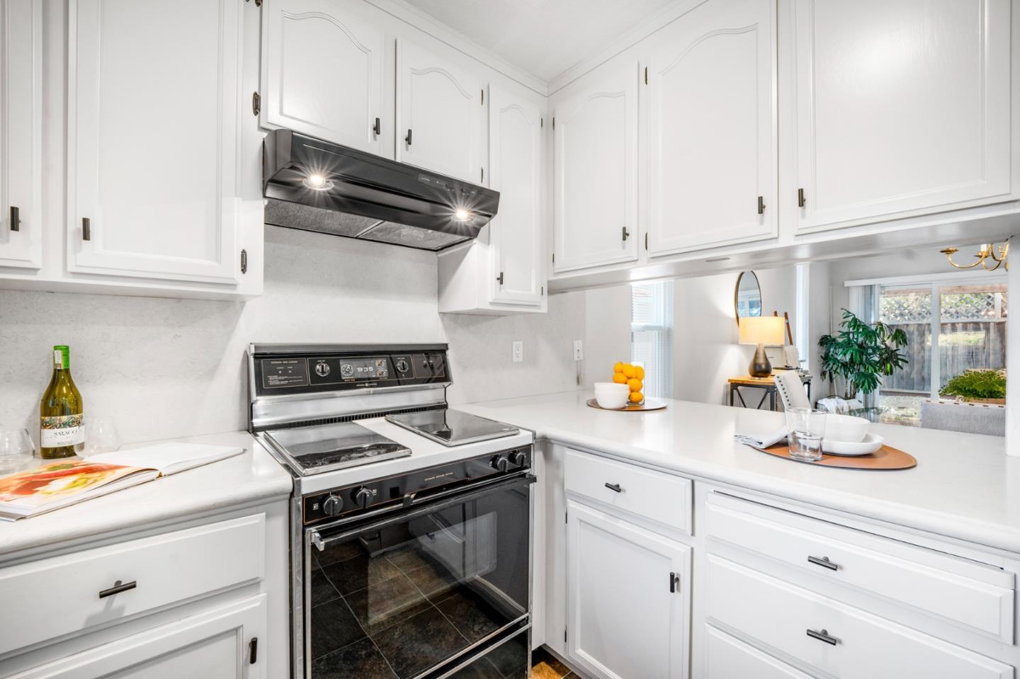 Detail Gallery Image 9 of 28 For 846 Rue Montagne, Campbell,  CA 95008 - 2 Beds | 1/1 Baths