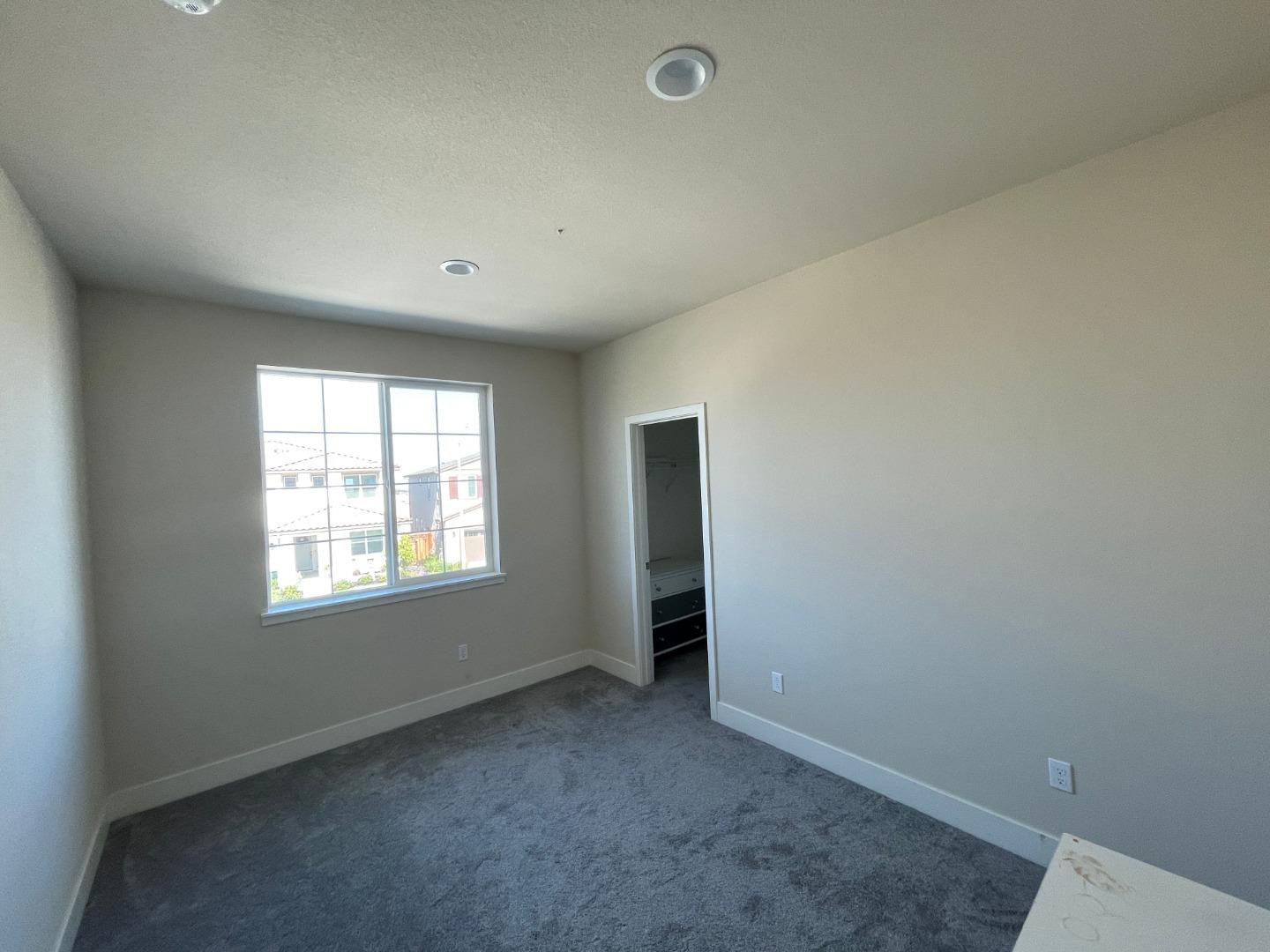 Detail Gallery Image 24 of 48 For 5541 Promontory Way, Antioch,  CA 94531 - 5 Beds | 4 Baths