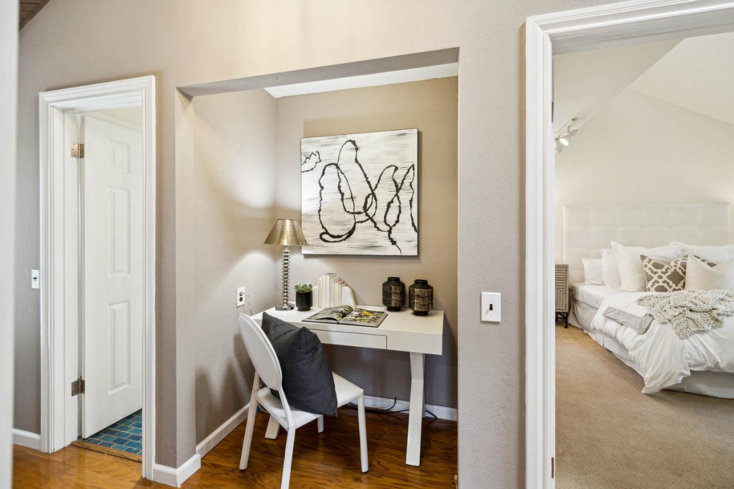Detail Gallery Image 21 of 30 For 1207 Godetia Dr, Woodside,  CA 94062 - 4 Beds | 2/1 Baths