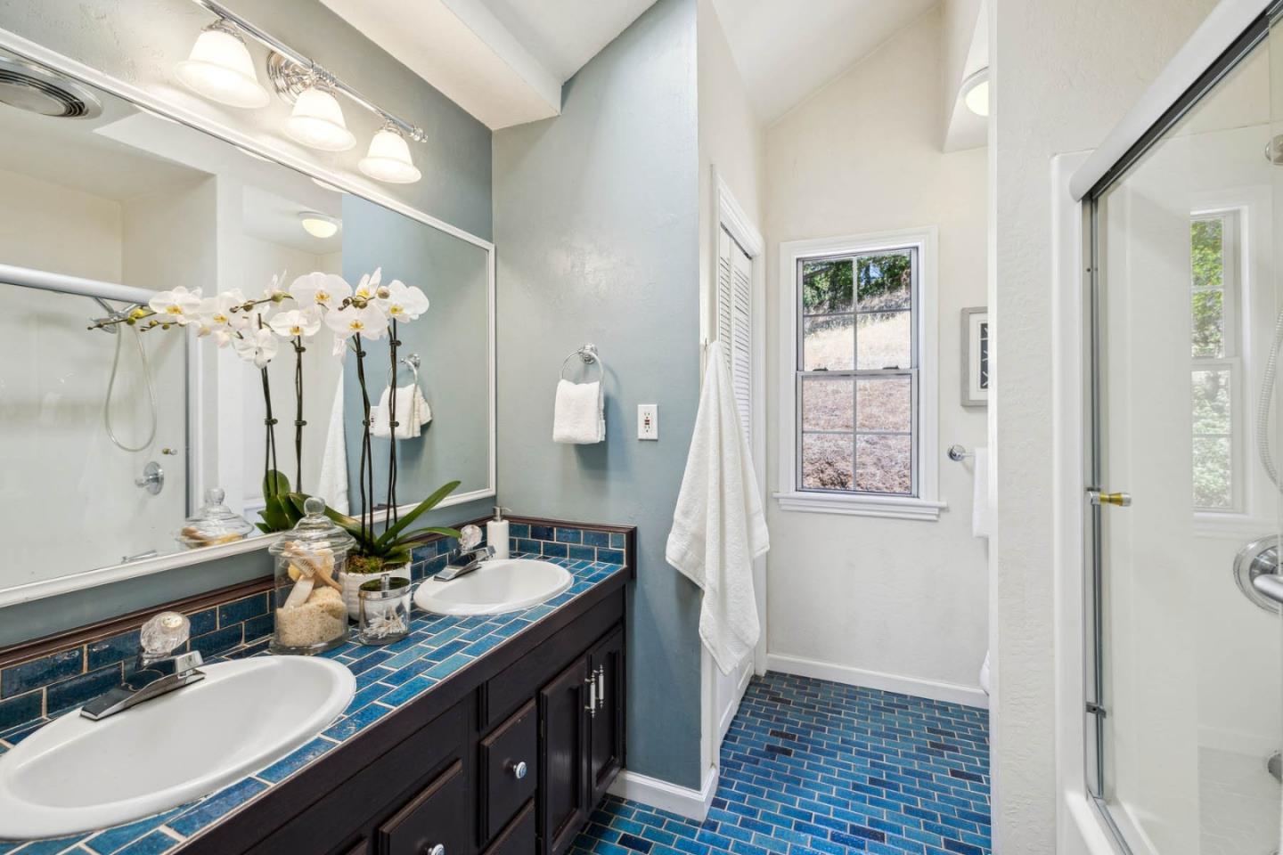 Detail Gallery Image 22 of 30 For 1207 Godetia Dr, Woodside,  CA 94062 - 4 Beds | 2/1 Baths