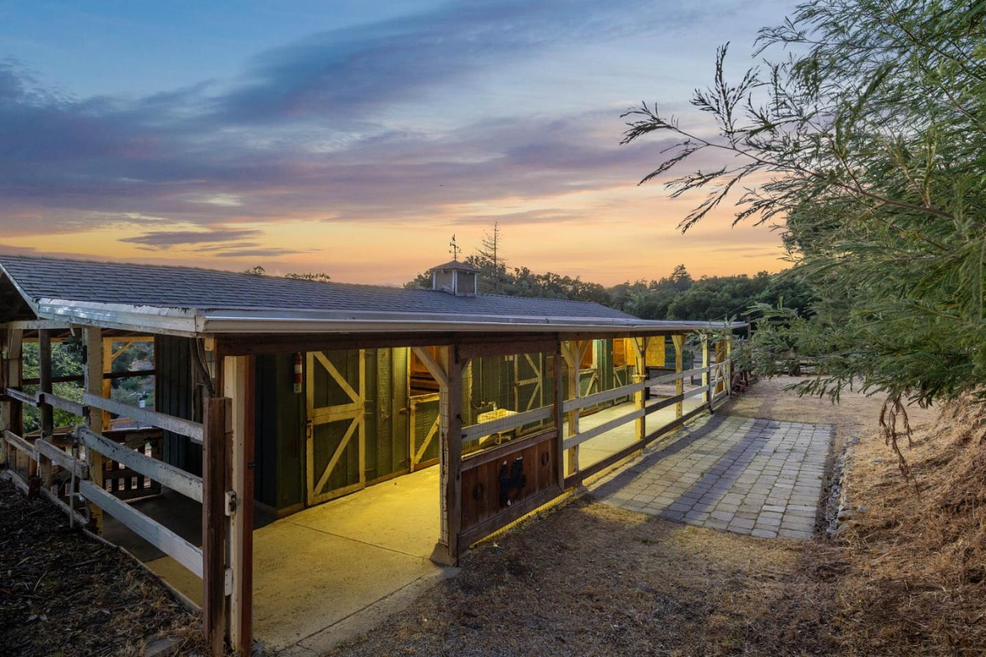 Detail Gallery Image 26 of 30 For 1207 Godetia Dr, Woodside,  CA 94062 - 4 Beds | 2/1 Baths