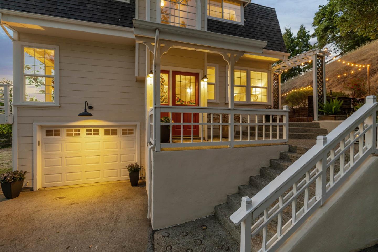 Detail Gallery Image 3 of 30 For 1207 Godetia Dr, Woodside,  CA 94062 - 4 Beds | 2/1 Baths