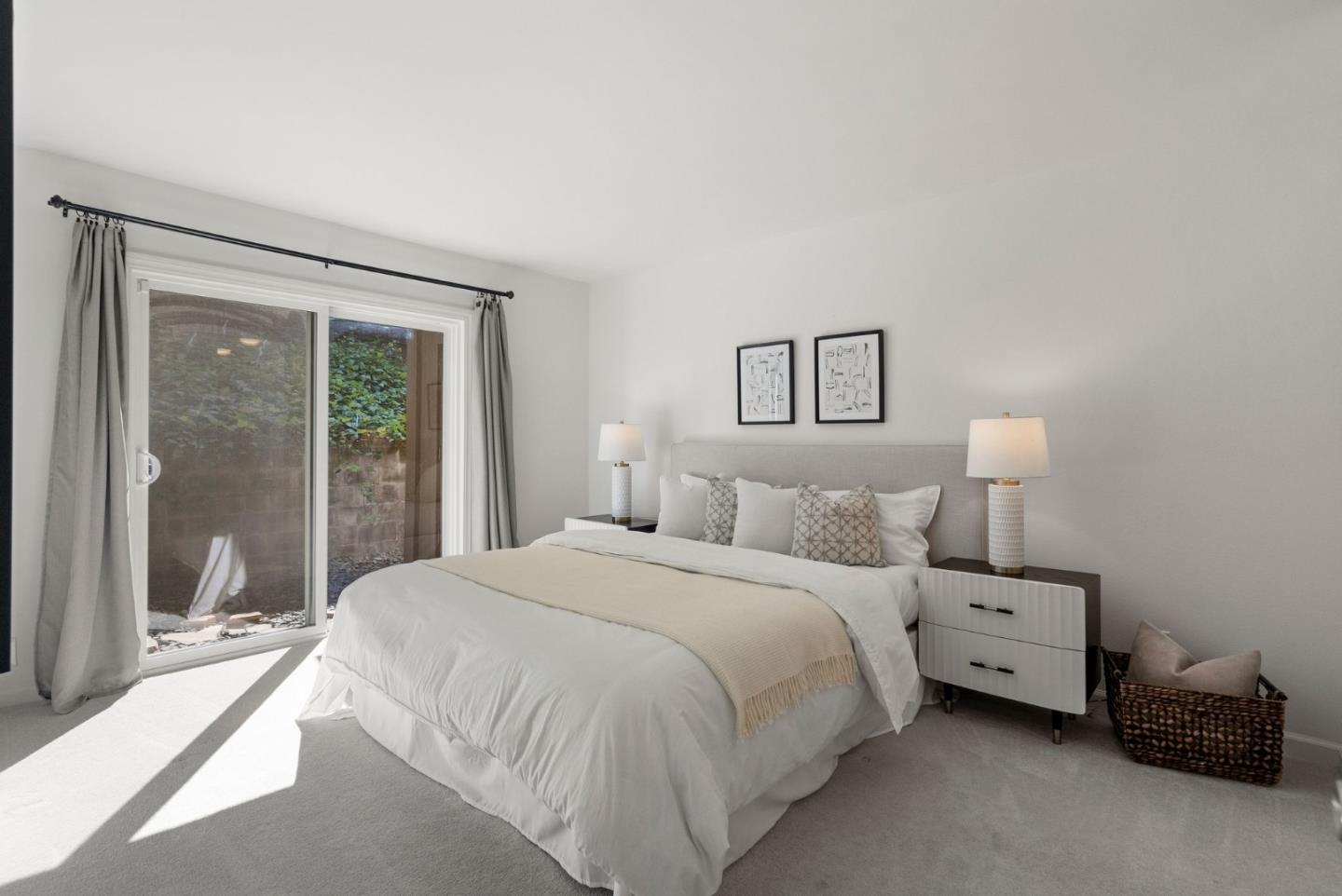 Detail Gallery Image 15 of 31 For 3334 Brittan Ave #4,  San Carlos,  CA 94070 - 2 Beds | 2 Baths