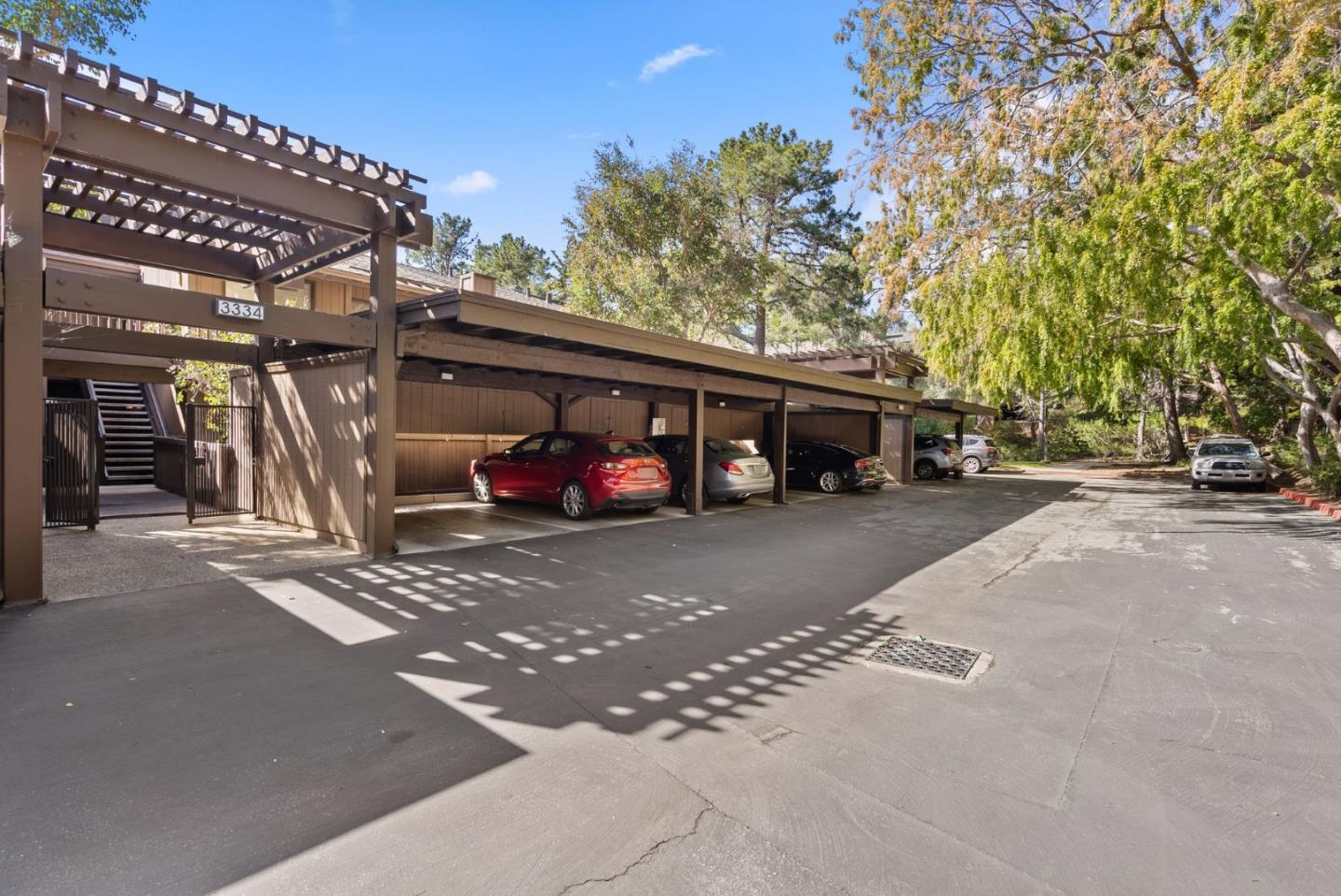 Detail Gallery Image 27 of 31 For 3334 Brittan Ave #4,  San Carlos,  CA 94070 - 2 Beds | 2 Baths