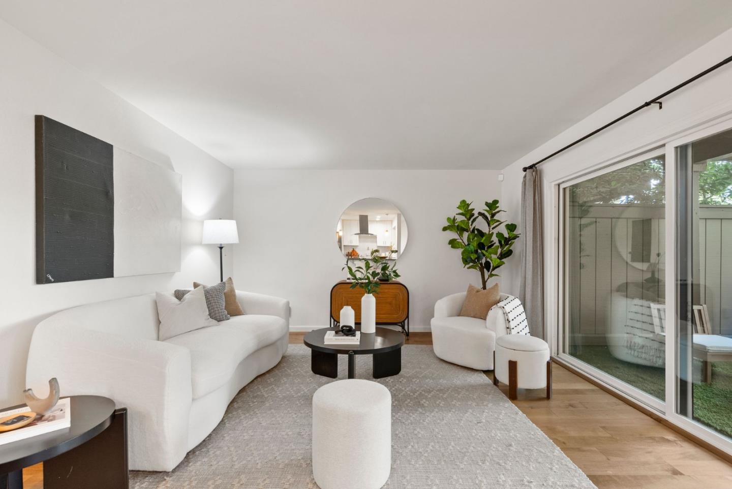 Detail Gallery Image 3 of 31 For 3334 Brittan Ave #4,  San Carlos,  CA 94070 - 2 Beds | 2 Baths
