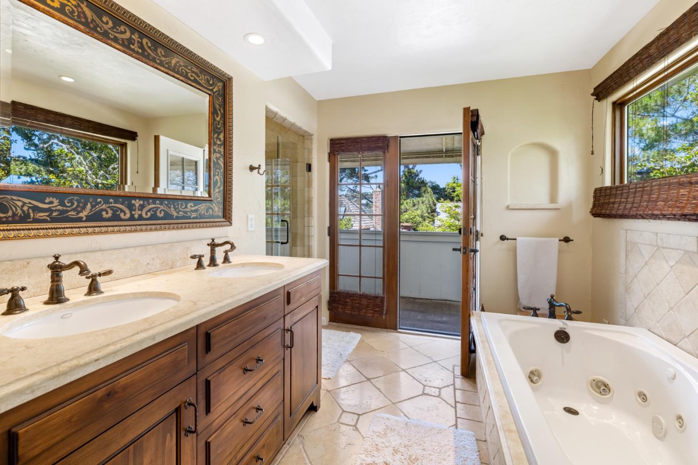Detail Gallery Image 22 of 38 For 3 Sw Monte Verde & 13th St, Carmel,  CA 93923 - 3 Beds | 3/1 Baths