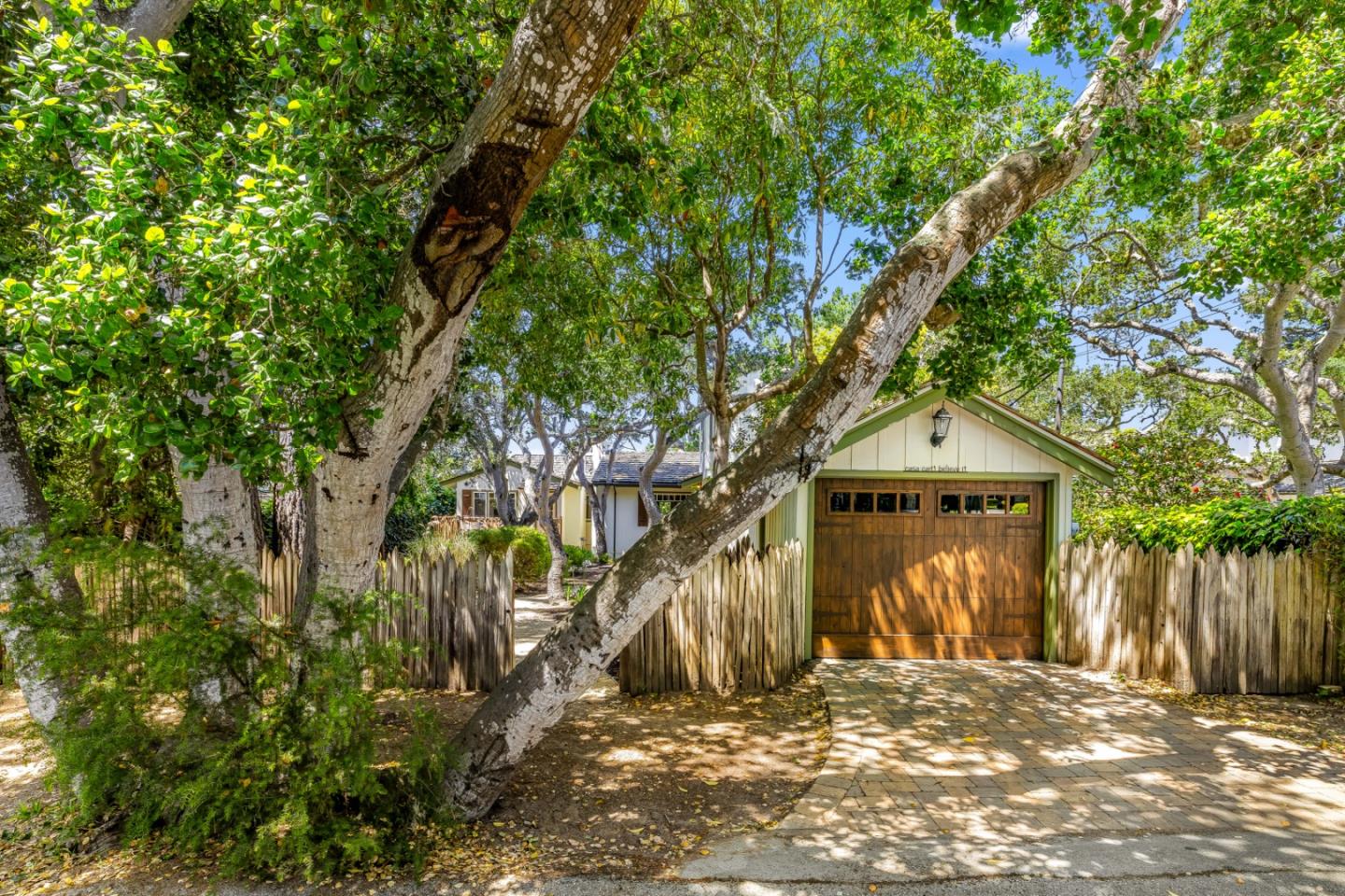 Detail Gallery Image 36 of 38 For 3 Sw Monte Verde & 13th St, Carmel,  CA 93923 - 3 Beds | 3/1 Baths