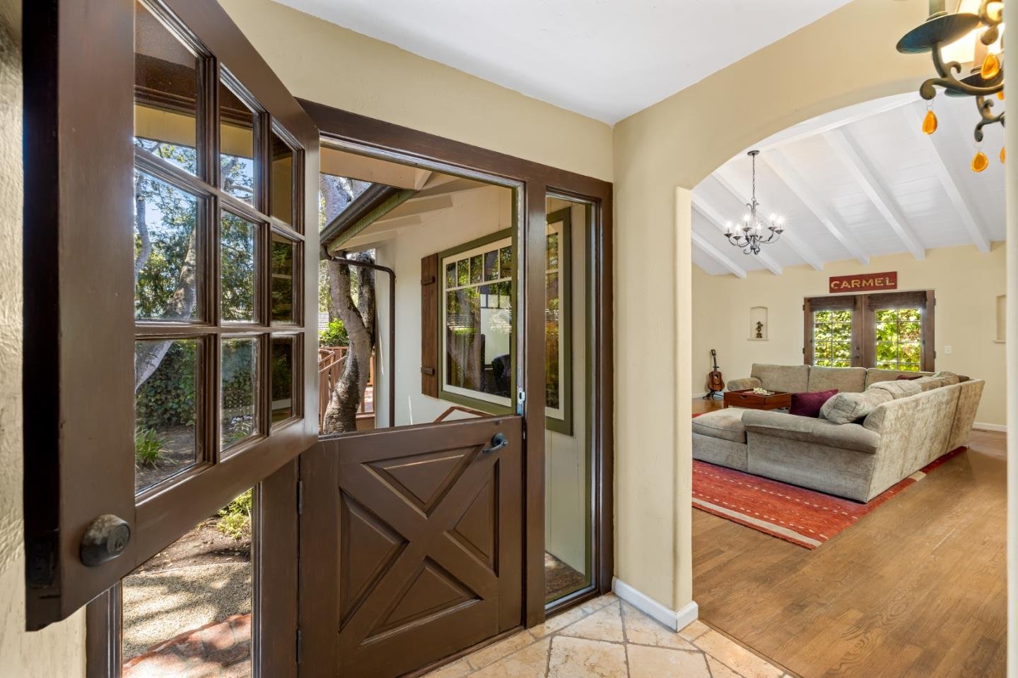 Detail Gallery Image 5 of 38 For 3 Sw Monte Verde & 13th St, Carmel,  CA 93923 - 3 Beds | 3/1 Baths
