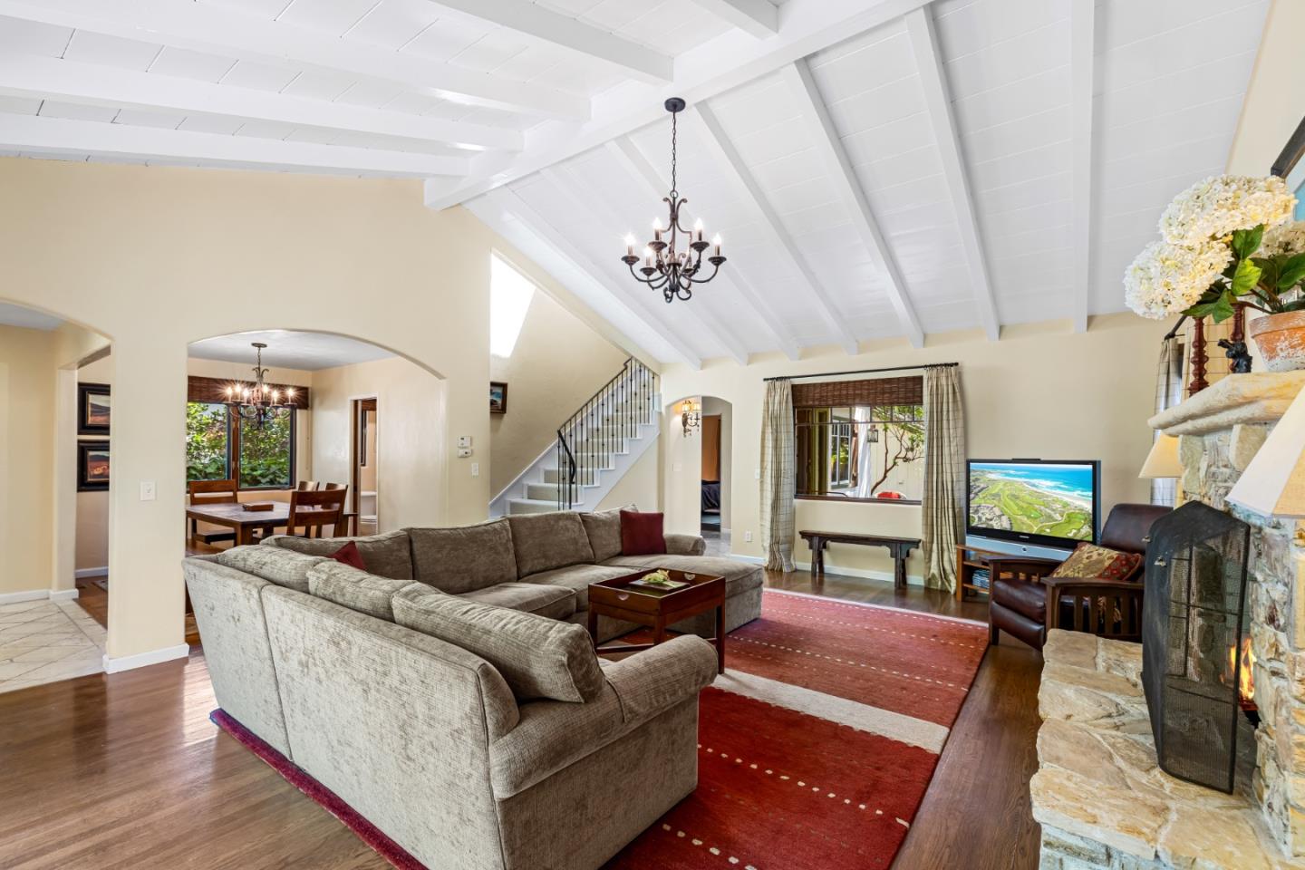 Detail Gallery Image 9 of 38 For 3 Sw Monte Verde & 13th St, Carmel,  CA 93923 - 3 Beds | 3/1 Baths