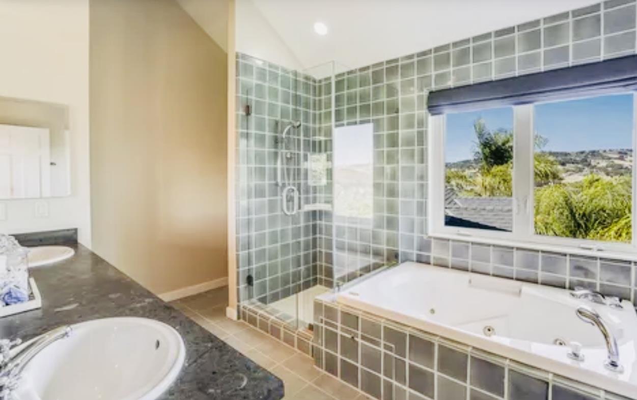 Detail Gallery Image 16 of 38 For 985 Woodview Pl, San Jose,  CA 95120 - 5 Beds | 5 Baths
