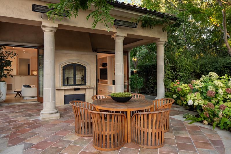 Detail Gallery Image 12 of 28 For 164 Elena Ave, Atherton,  CA 94027 - 5 Beds | 4/3 Baths