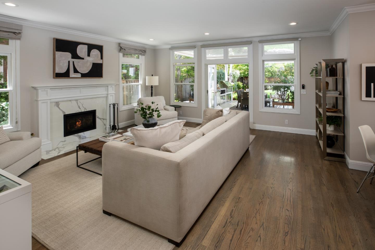 Detail Gallery Image 10 of 52 For 251 Tennyson Ave, Palo Alto,  CA 94301 - 5 Beds | 5/1 Baths