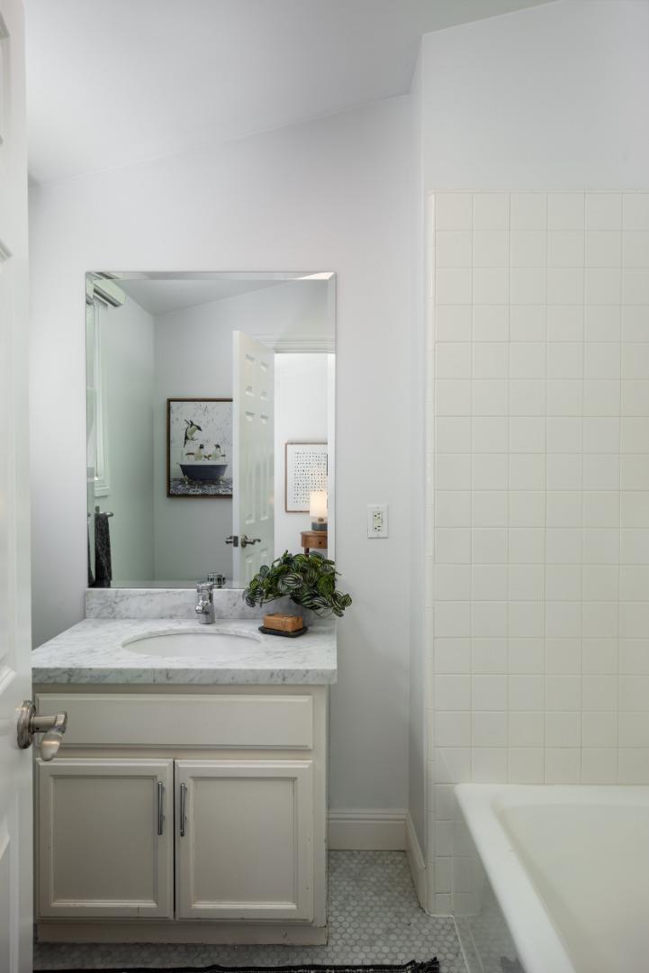 Detail Gallery Image 21 of 52 For 251 Tennyson Ave, Palo Alto,  CA 94301 - 5 Beds | 5/1 Baths