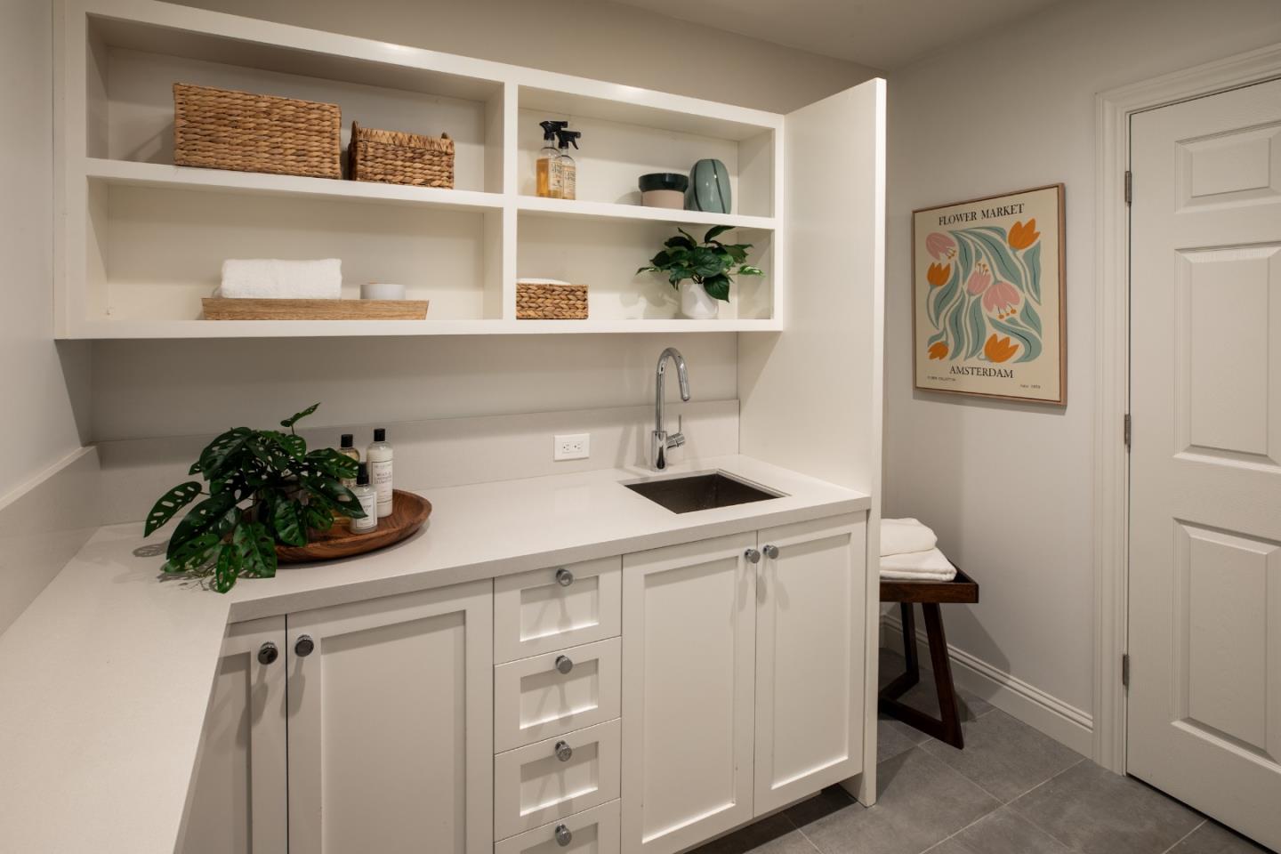 Detail Gallery Image 32 of 52 For 251 Tennyson Ave, Palo Alto,  CA 94301 - 5 Beds | 5/1 Baths