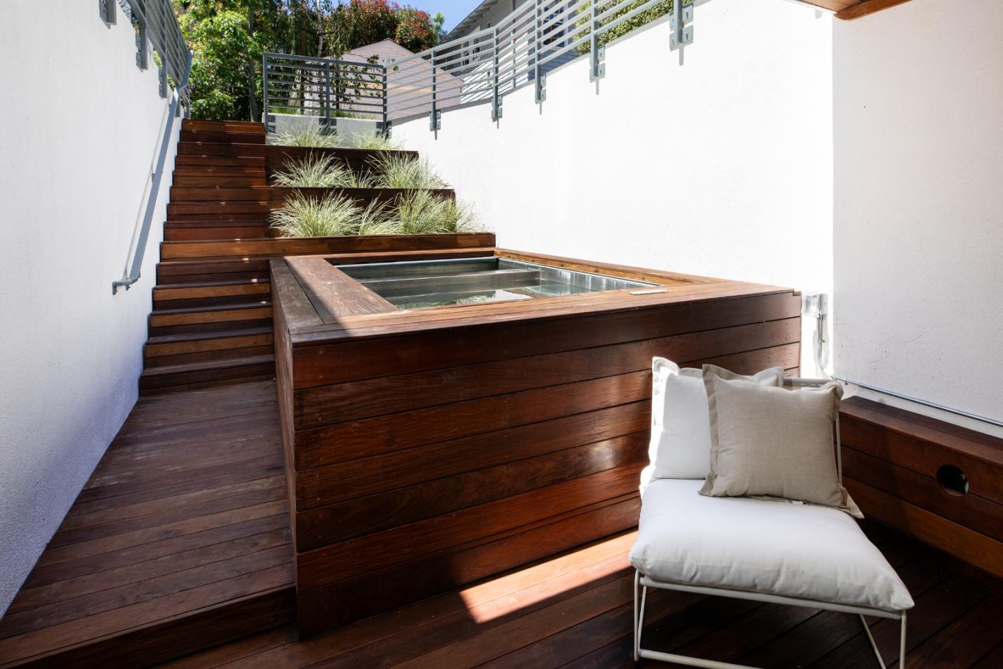 Detail Gallery Image 35 of 52 For 251 Tennyson Ave, Palo Alto,  CA 94301 - 5 Beds | 5/1 Baths