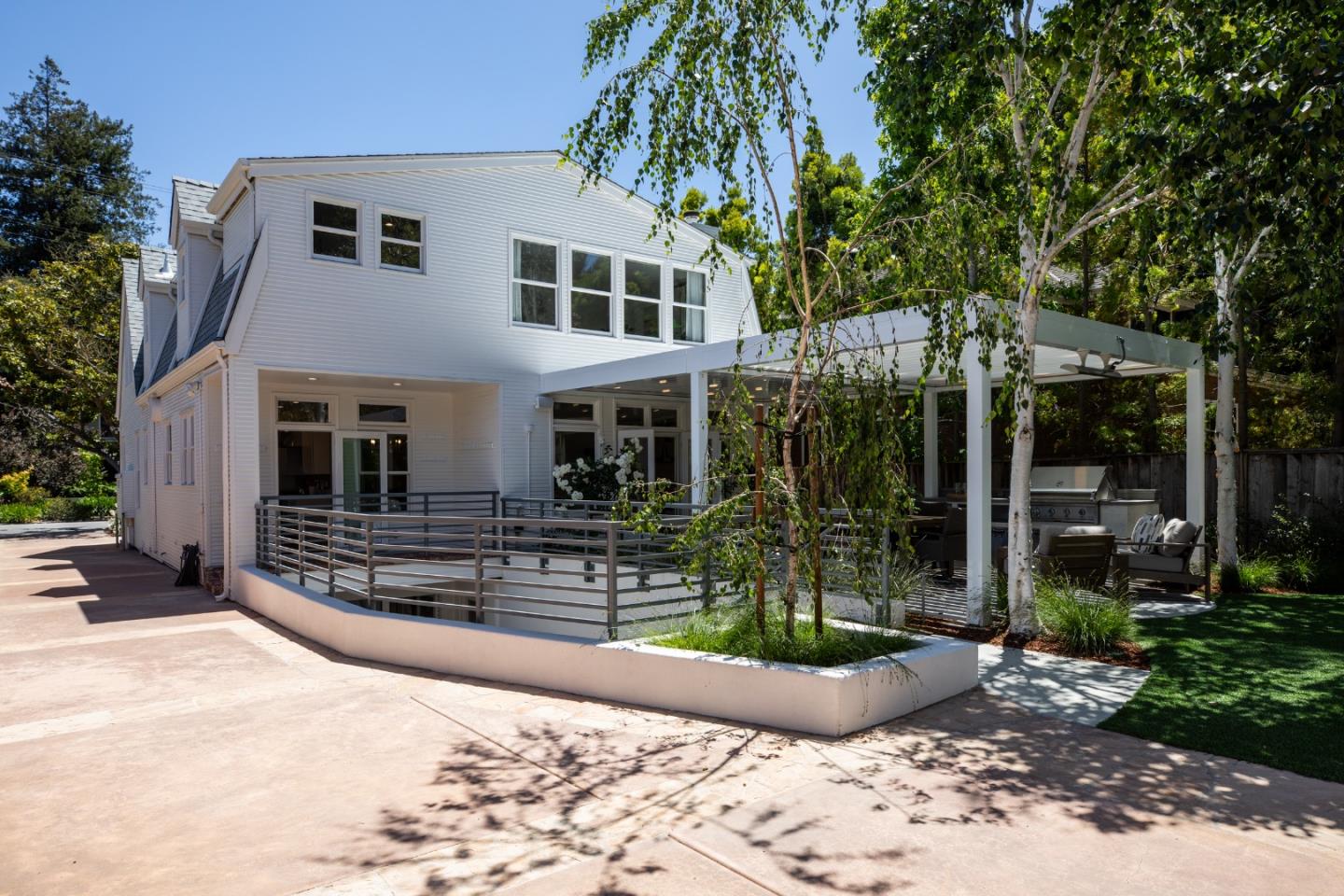 Detail Gallery Image 43 of 52 For 251 Tennyson Ave, Palo Alto,  CA 94301 - 5 Beds | 5/1 Baths
