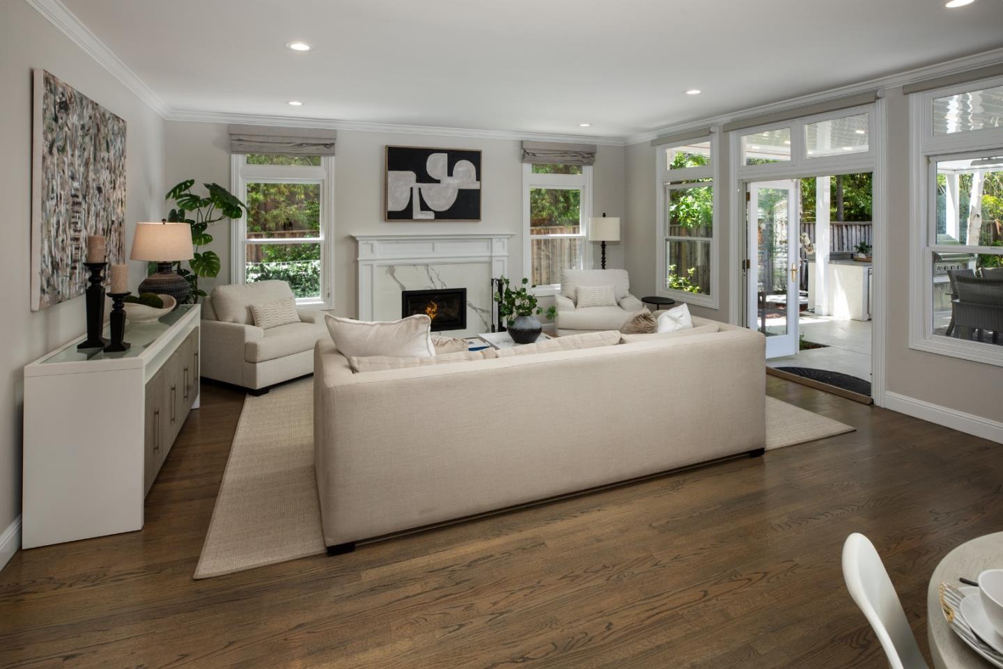 Detail Gallery Image 9 of 52 For 251 Tennyson Ave, Palo Alto,  CA 94301 - 5 Beds | 5/1 Baths