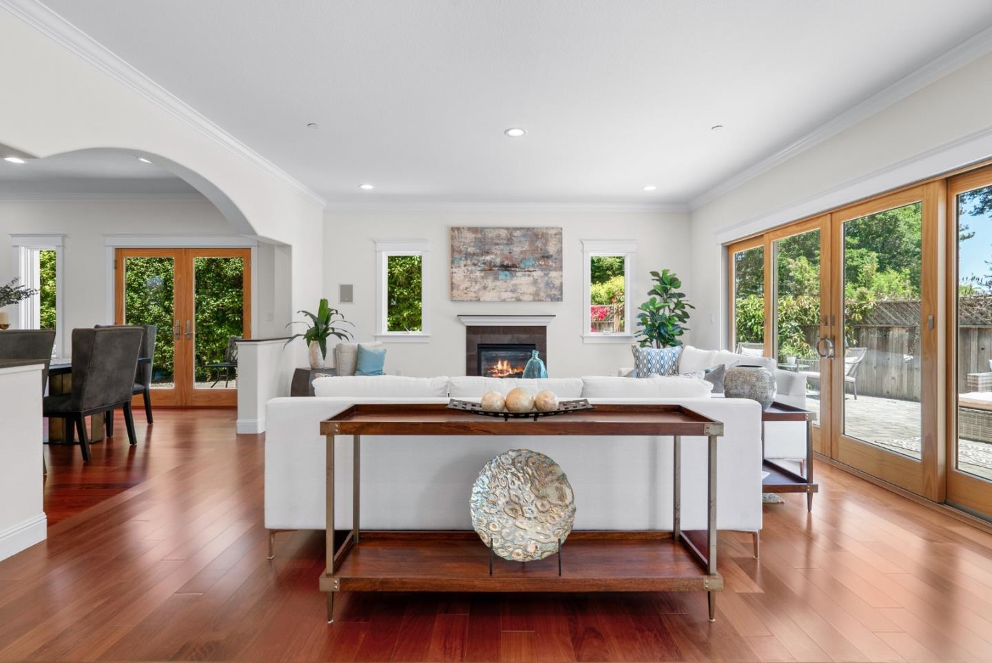 Detail Gallery Image 14 of 92 For 422 Mccormick Ave, Capitola,  CA 95010 - 5 Beds | 4/1 Baths