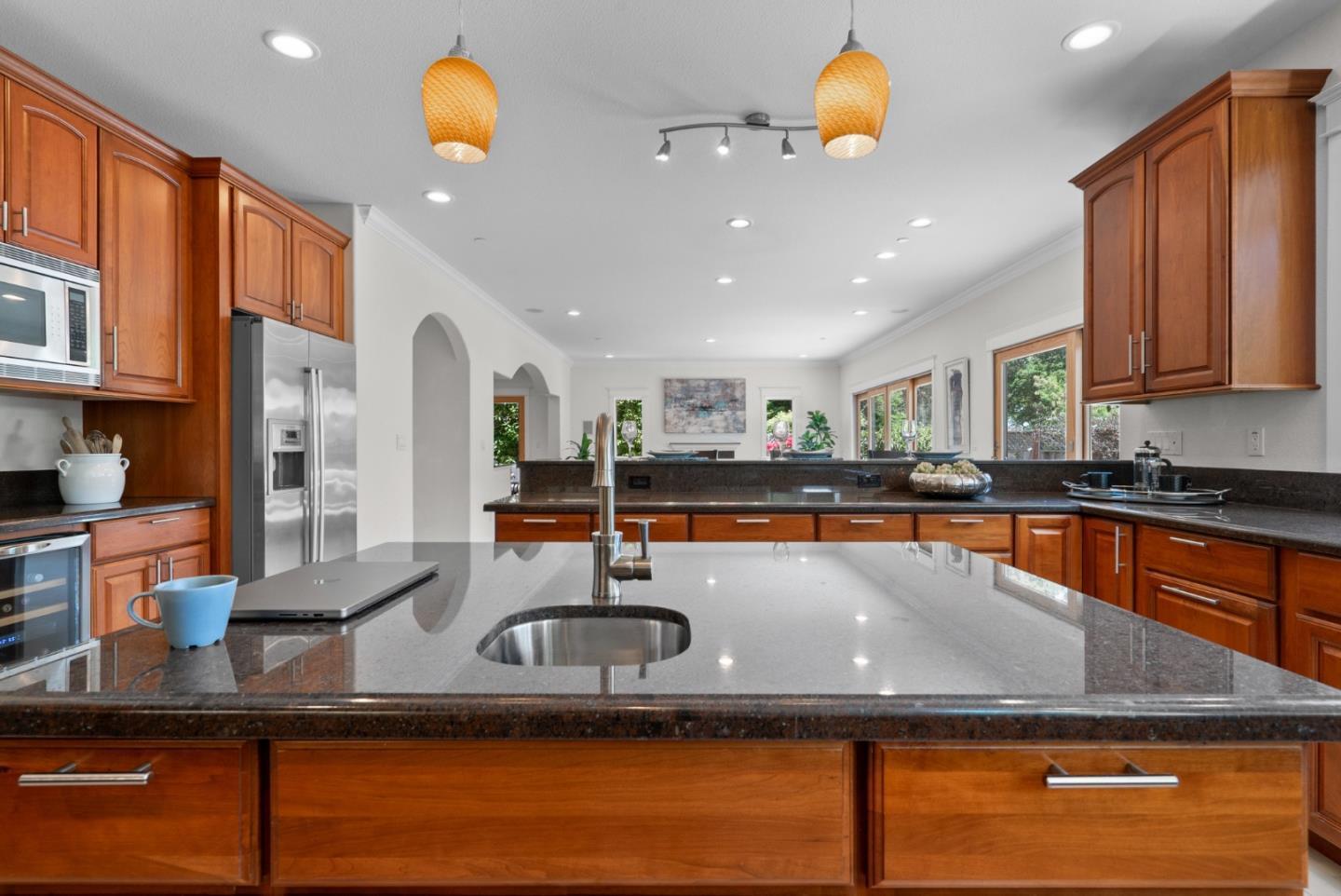 Detail Gallery Image 30 of 92 For 422 Mccormick Ave, Capitola,  CA 95010 - 5 Beds | 4/1 Baths