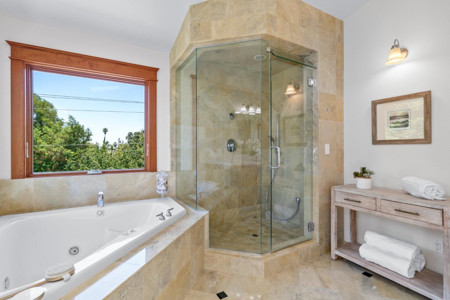 Detail Gallery Image 48 of 92 For 422 Mccormick Ave, Capitola,  CA 95010 - 5 Beds | 4/1 Baths