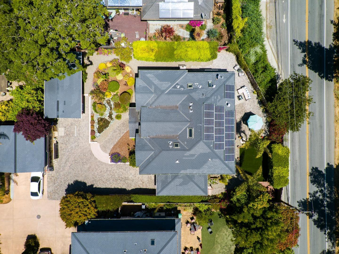 Detail Gallery Image 7 of 92 For 422 Mccormick Ave, Capitola,  CA 95010 - 5 Beds | 4/1 Baths