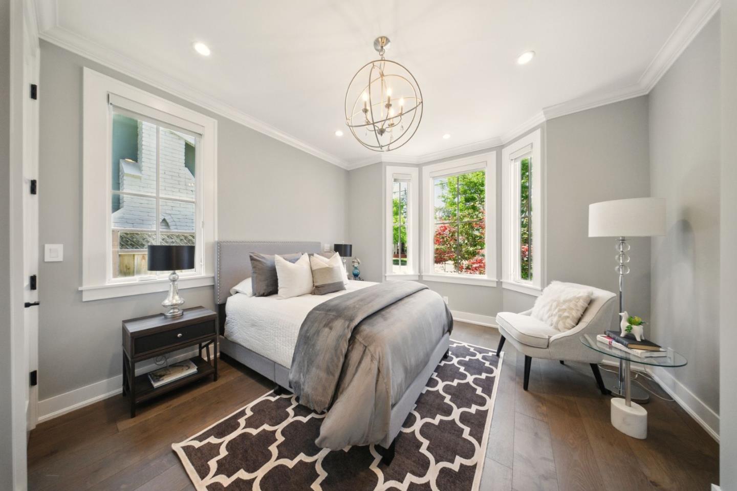 Detail Gallery Image 32 of 63 For 852 Paloma Ave, Burlingame,  CA 94010 - 5 Beds | 4/2 Baths