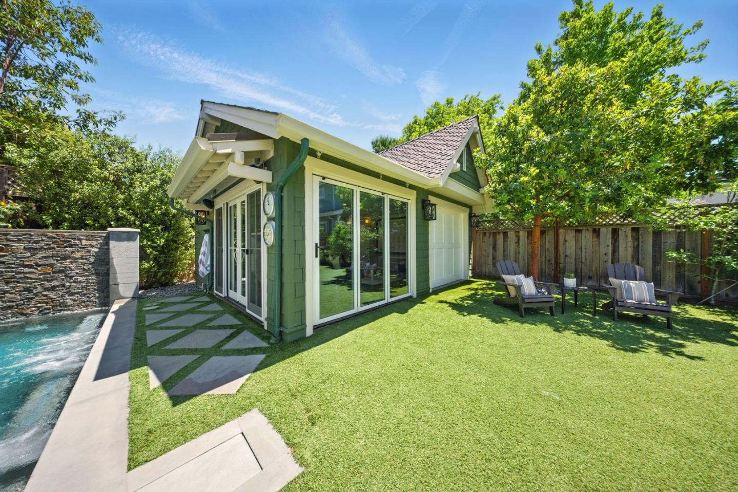 Detail Gallery Image 51 of 63 For 852 Paloma Ave, Burlingame,  CA 94010 - 5 Beds | 4/2 Baths