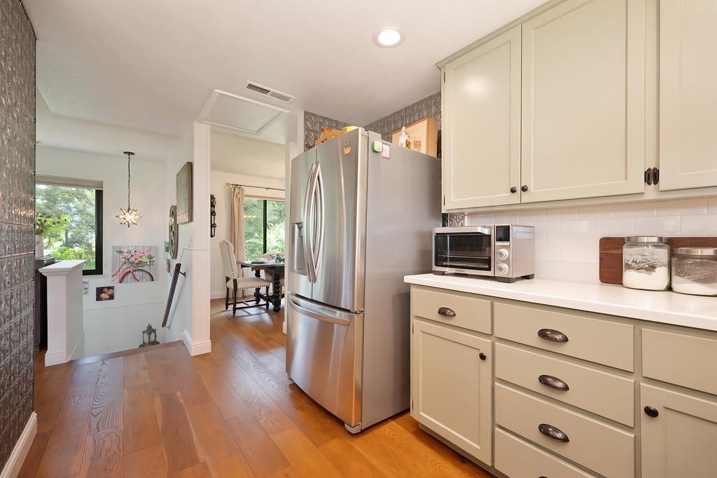 Detail Gallery Image 18 of 80 For 2640 Gayle Ln, Auburn,  CA 95602 - 3 Beds | 2/1 Baths