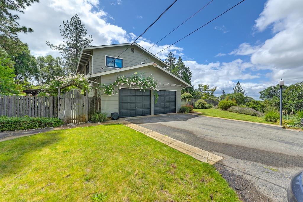Detail Gallery Image 41 of 80 For 2640 Gayle Ln, Auburn,  CA 95602 - 3 Beds | 2/1 Baths