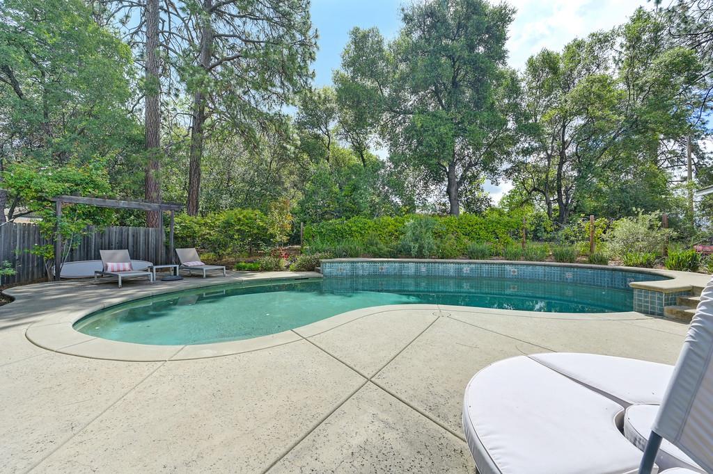 Detail Gallery Image 51 of 80 For 2640 Gayle Ln, Auburn,  CA 95602 - 3 Beds | 2/1 Baths
