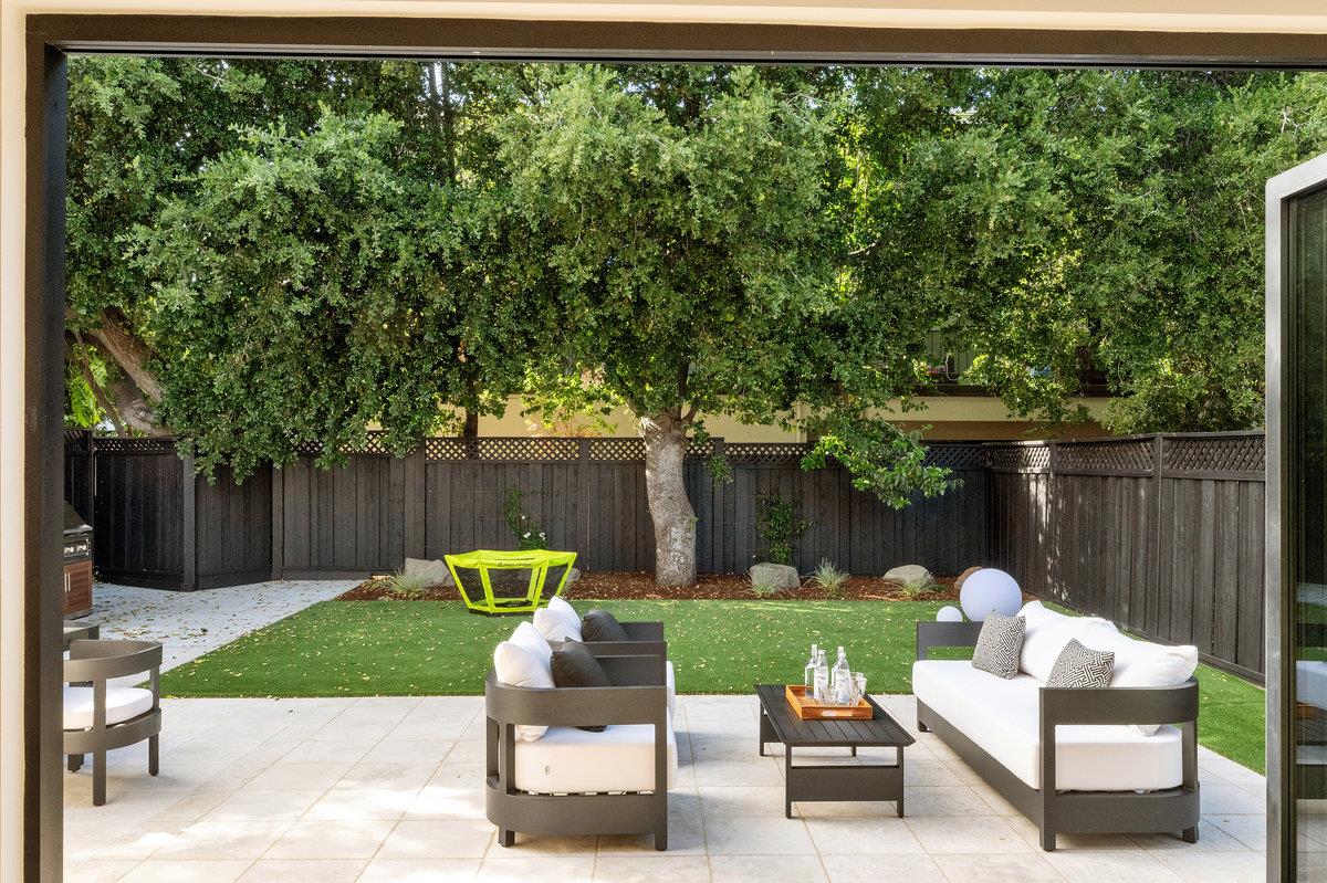 Detail Gallery Image 25 of 30 For 1338 Arroyo Ave, San Carlos,  CA 94070 - 4 Beds | 3/1 Baths