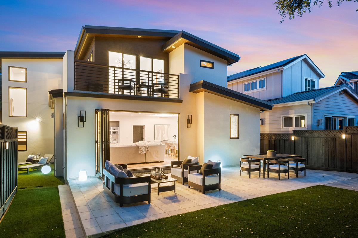 Detail Gallery Image 27 of 30 For 1338 Arroyo Ave, San Carlos,  CA 94070 - 4 Beds | 3/1 Baths