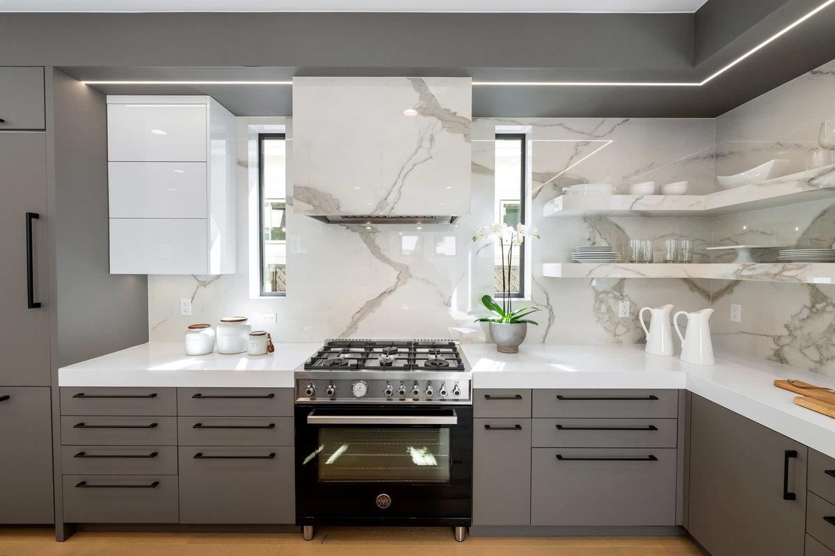 Detail Gallery Image 9 of 30 For 1338 Arroyo Ave, San Carlos,  CA 94070 - 4 Beds | 3/1 Baths