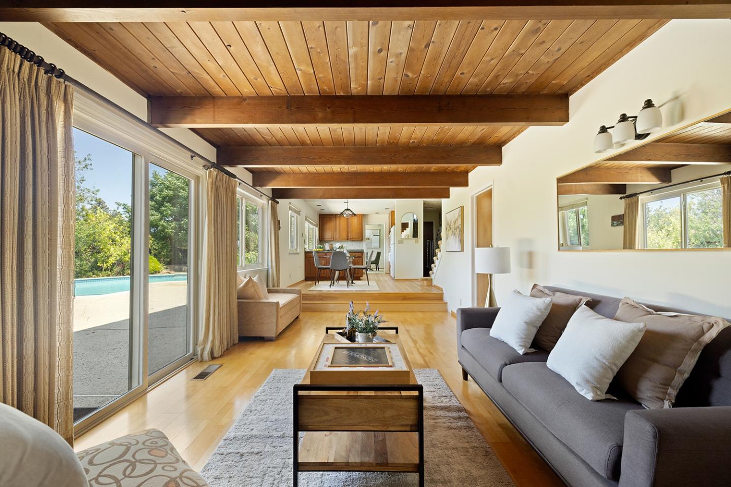 Detail Gallery Image 15 of 66 For 5575 via Ensenada, Concord,  CA 94521 - 4 Beds | 3 Baths