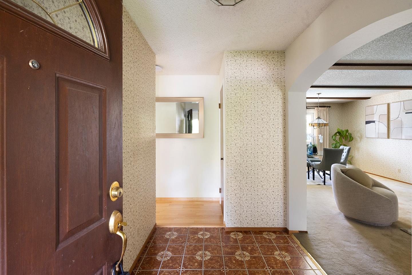 Detail Gallery Image 4 of 66 For 5575 via Ensenada, Concord,  CA 94521 - 4 Beds | 3 Baths