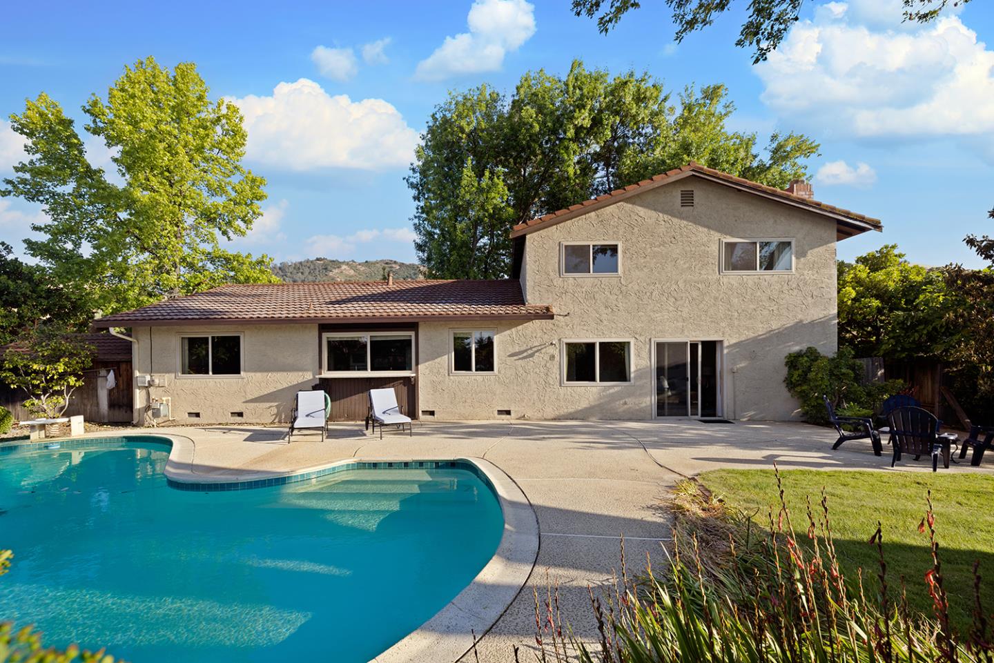 Detail Gallery Image 46 of 66 For 5575 via Ensenada, Concord,  CA 94521 - 4 Beds | 3 Baths