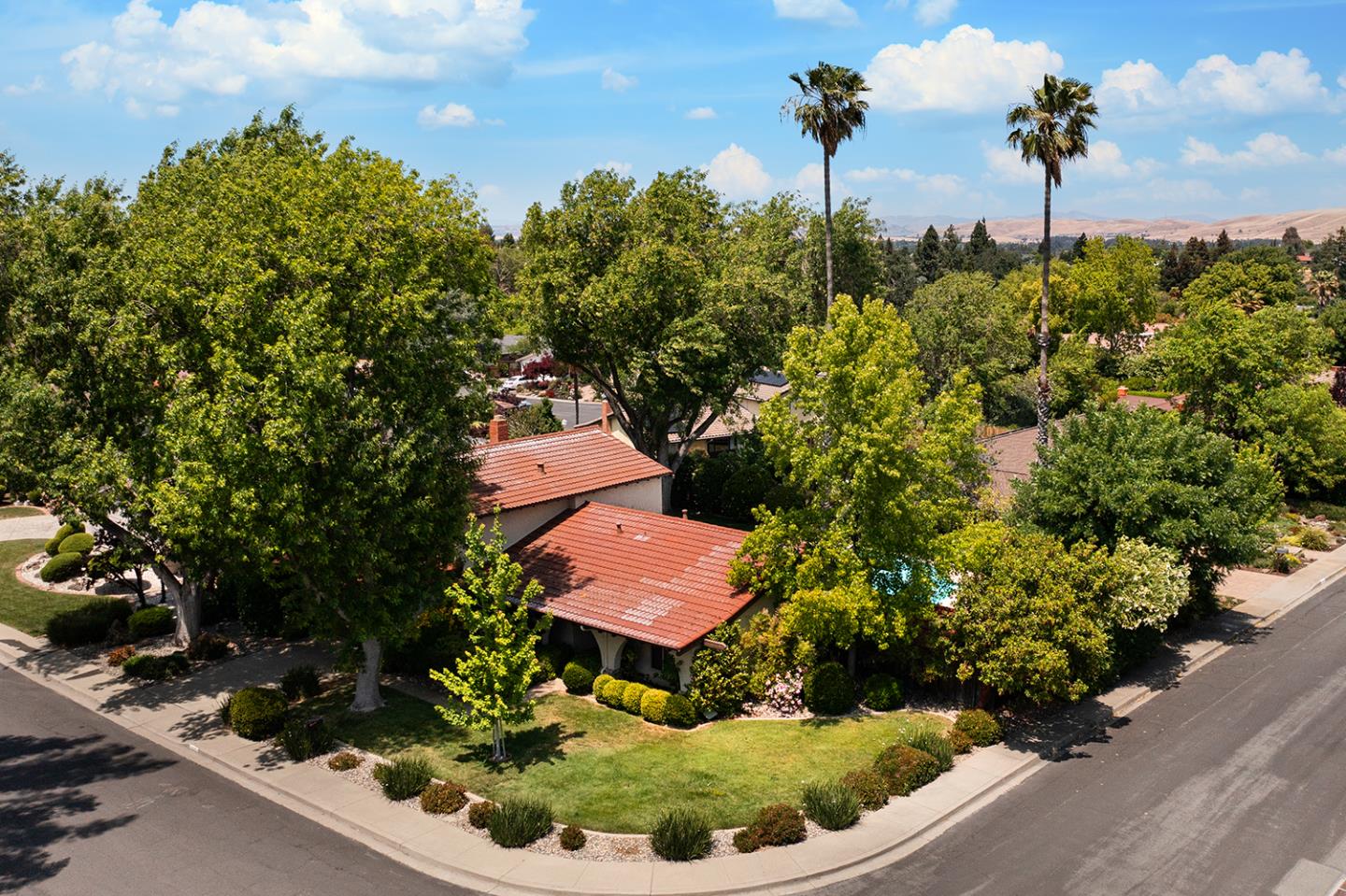 Detail Gallery Image 63 of 66 For 5575 via Ensenada, Concord,  CA 94521 - 4 Beds | 3 Baths