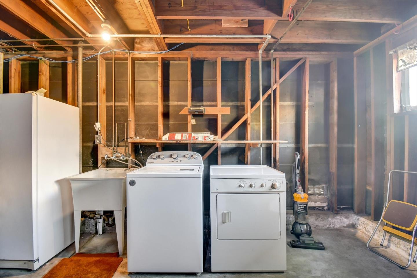 Detail Gallery Image 31 of 58 For 16 Christopher Ct, Daly City,  CA 94015 - 5 Beds | 3 Baths