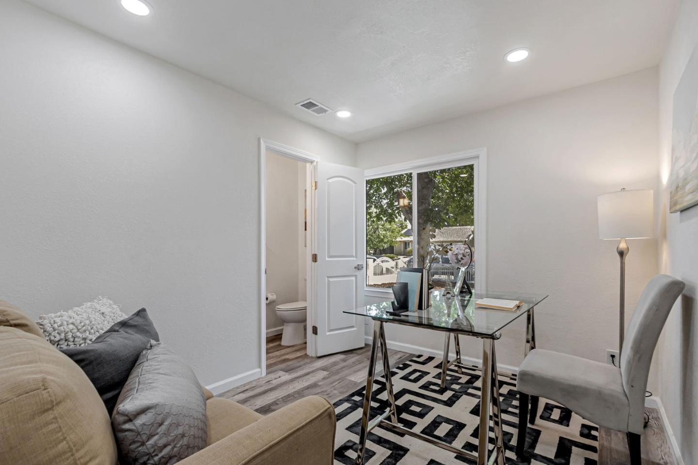 Detail Gallery Image 23 of 46 For 1305 Tourney Dr, San Jose,  CA 95131 - 3 Beds | 2 Baths