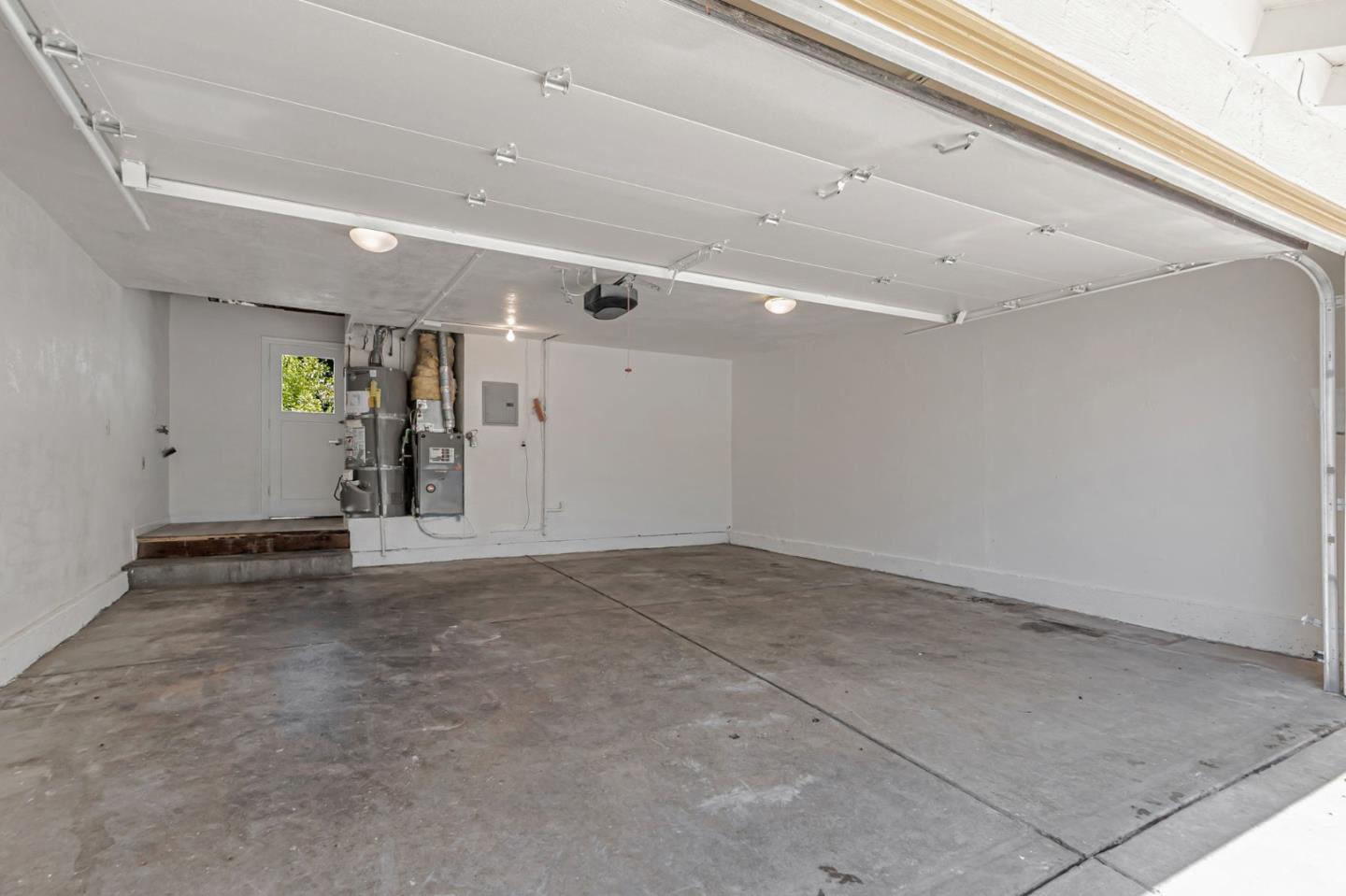 Detail Gallery Image 41 of 46 For 1305 Tourney Dr, San Jose,  CA 95131 - 3 Beds | 2 Baths