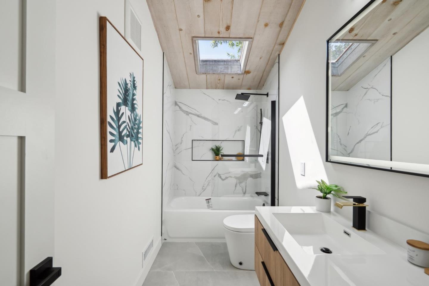 Detail Gallery Image 33 of 43 For 2047 Sharon Rd, Menlo Park,  CA 94025 - 3 Beds | 2 Baths