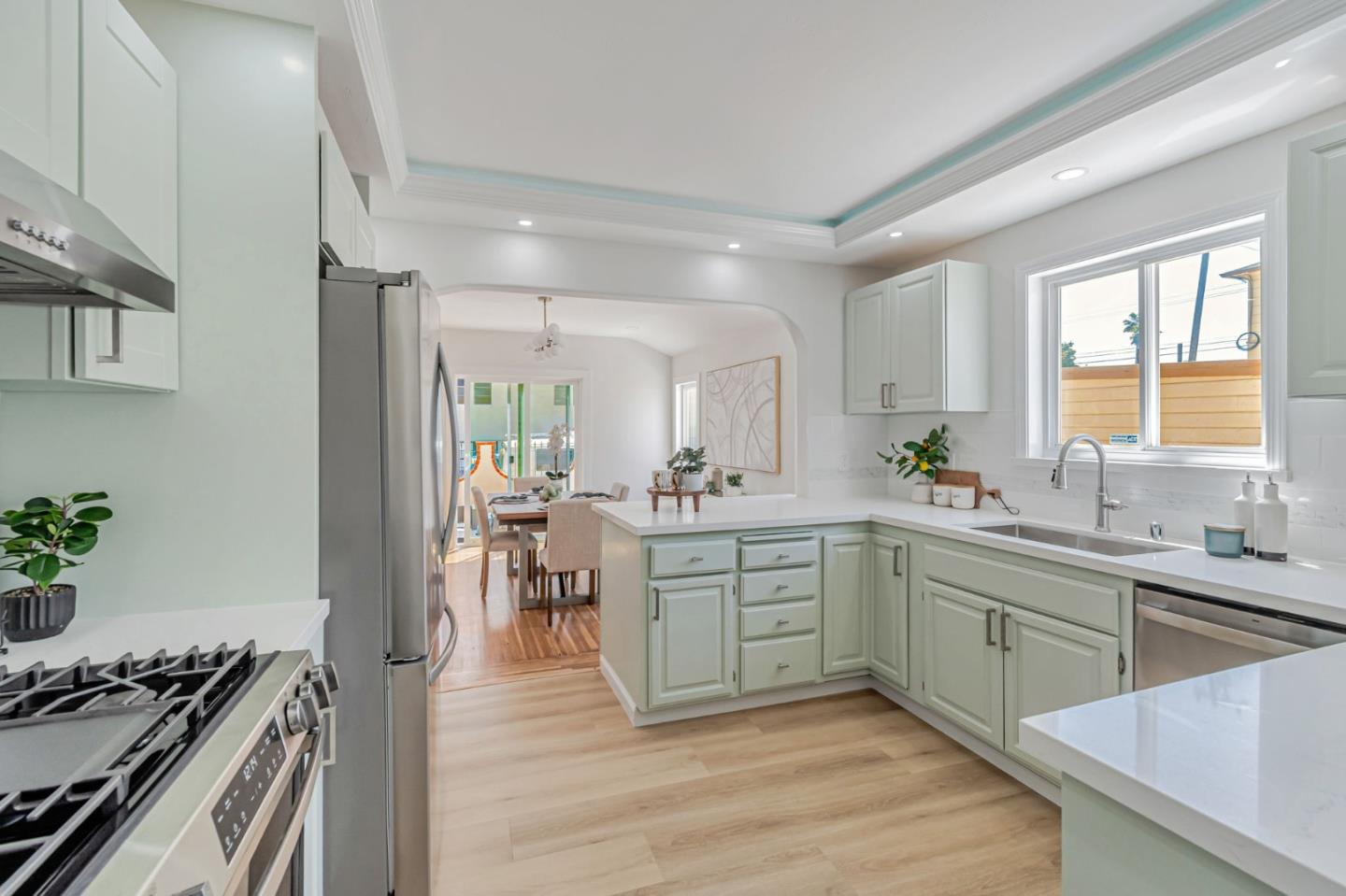 Detail Gallery Image 14 of 40 For 2744 Rheem Ave, Richmond,  CA 94804 - 4 Beds | 2 Baths