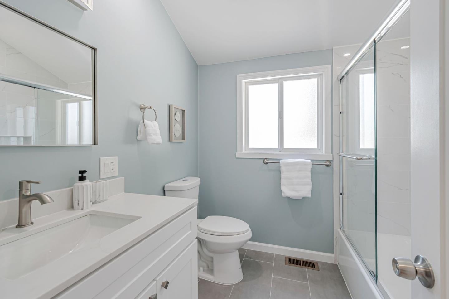 Detail Gallery Image 29 of 40 For 2744 Rheem Ave, Richmond,  CA 94804 - 4 Beds | 2 Baths