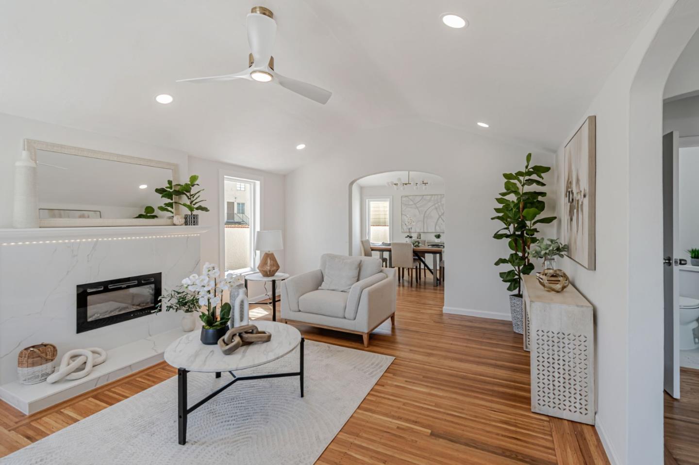 Detail Gallery Image 6 of 40 For 2744 Rheem Ave, Richmond,  CA 94804 - 4 Beds | 2 Baths