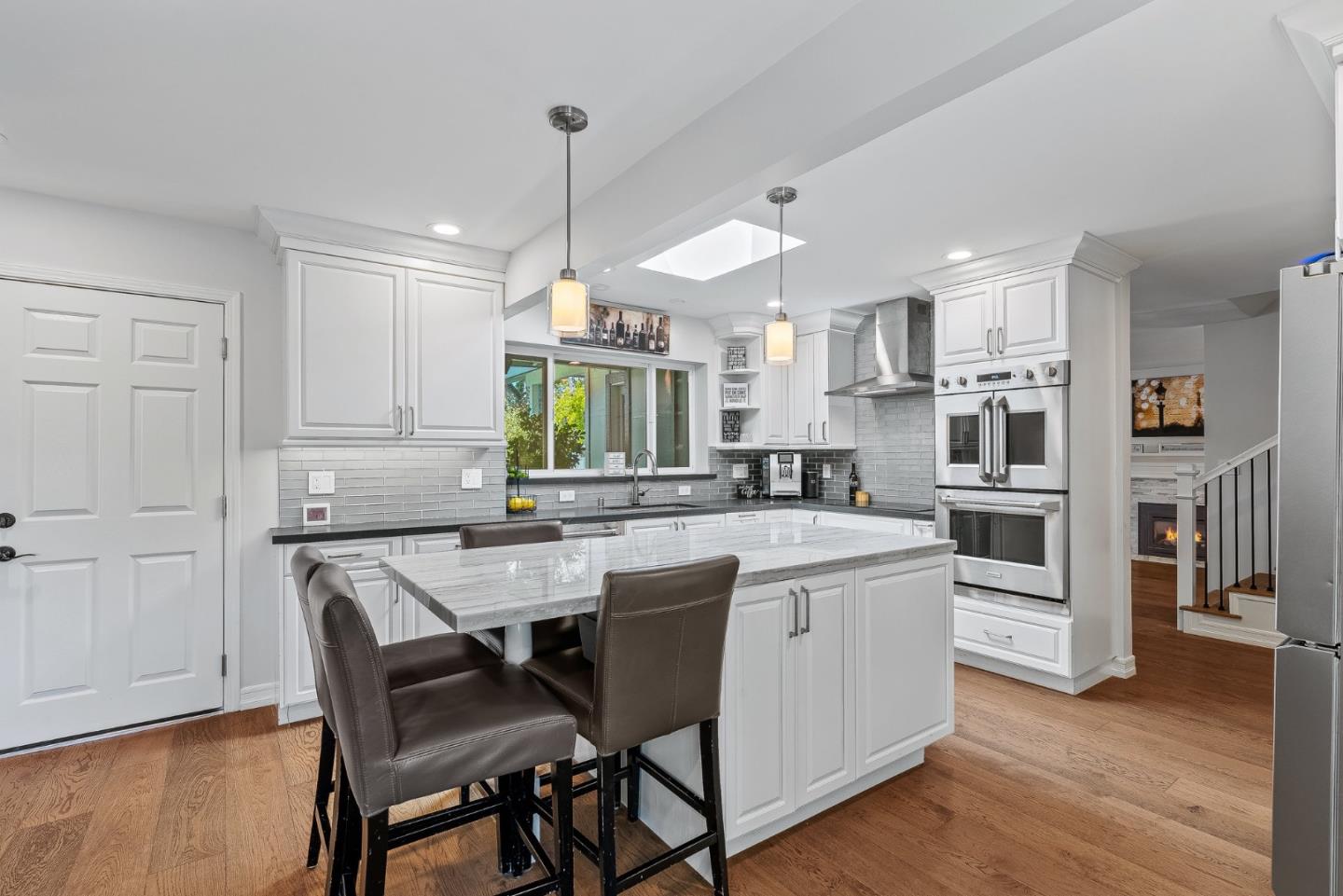 Detail Gallery Image 14 of 54 For 5472 Laura Dr, San Jose,  CA 95124 - 5 Beds | 4 Baths