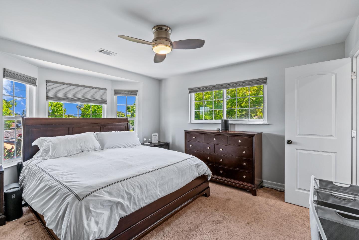 Detail Gallery Image 35 of 54 For 5472 Laura Dr, San Jose,  CA 95124 - 5 Beds | 4 Baths